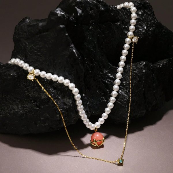 Natural pearl planet necklace, women's necklace, suitable for everyday wear and special occasions.