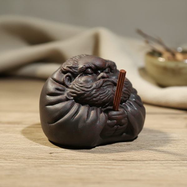 Handcrafted Zhong Kui Incense Stand, Antique-Style Rare Zisha Figurine, Home & Office Protective Decor Gift