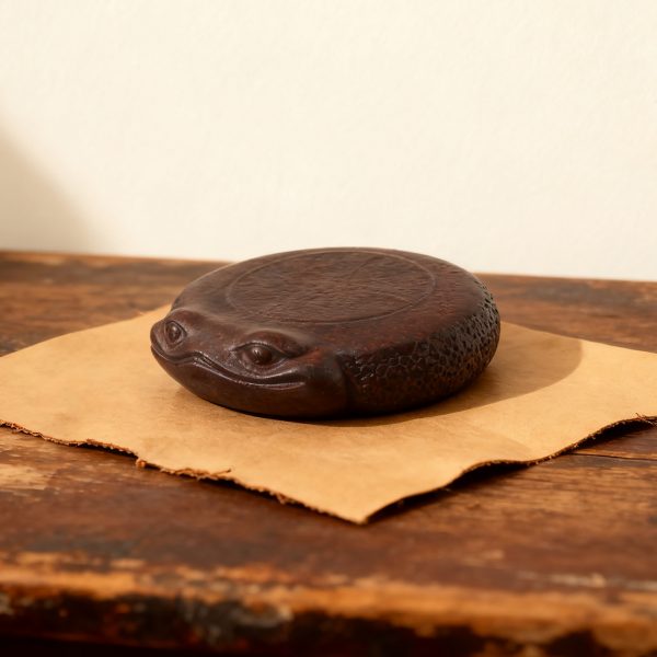 Toad Tea Coaster, Hand-Carved Zisha Tea Pet, Gongfu Tea Accessory, Oriental Tea Culture Gift for Housewarming & Collectors