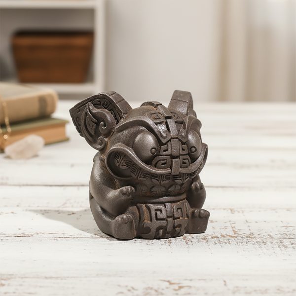 Antique Hand-Carved Gold-Plated Auspicious Beast, Cast Iron Eastern Zen Tea Ceremony Ornament, Protective Tea Pet for Home & Desk